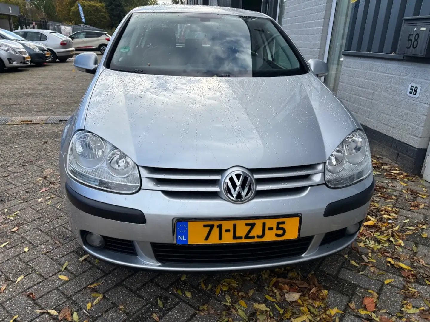 Volkswagen Golf 1.4 FSI SPORTLINE Grijs - 2