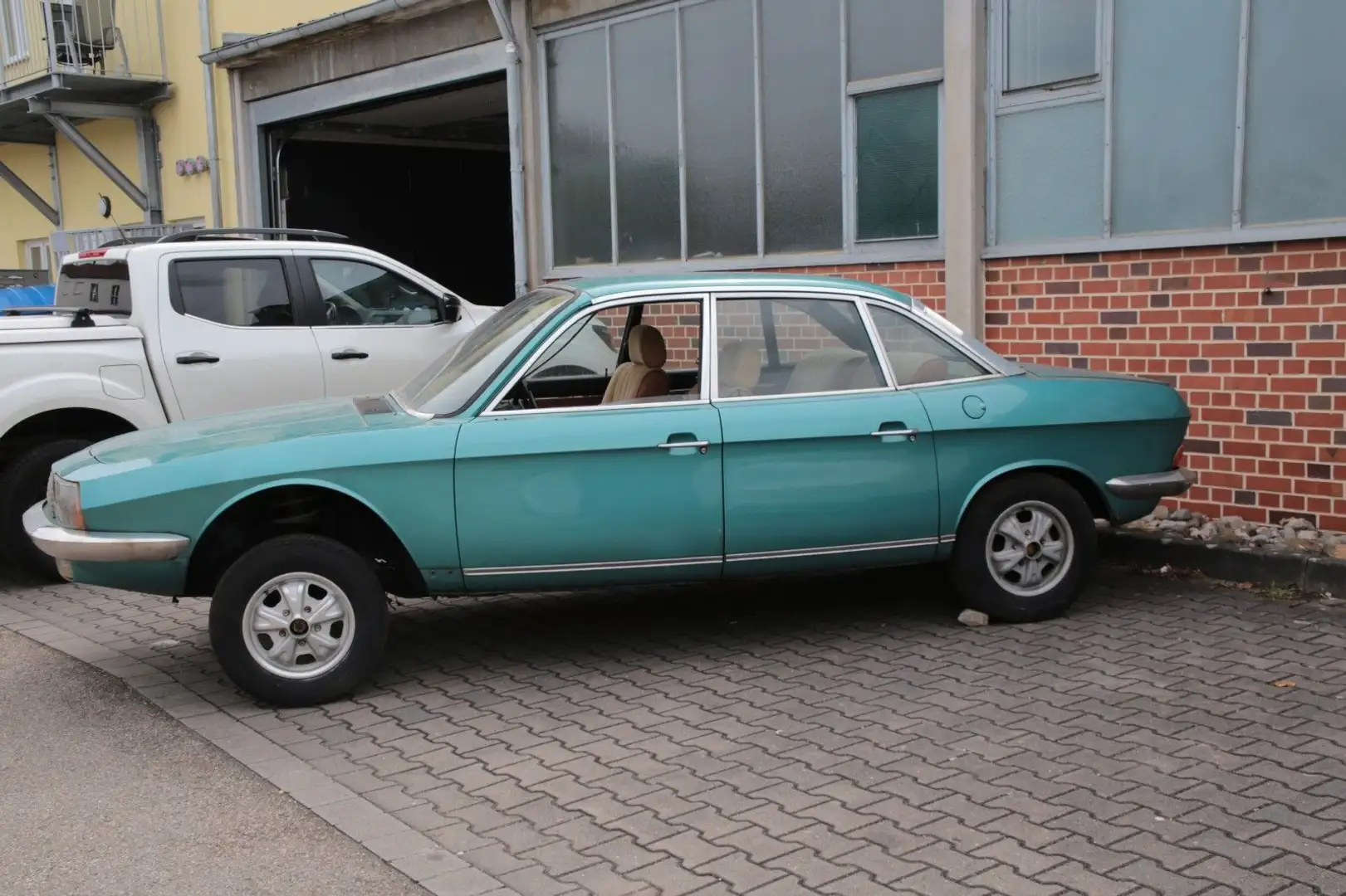 NSU RO 80 - Teileträger oder zum Restaurieren Grün - 2