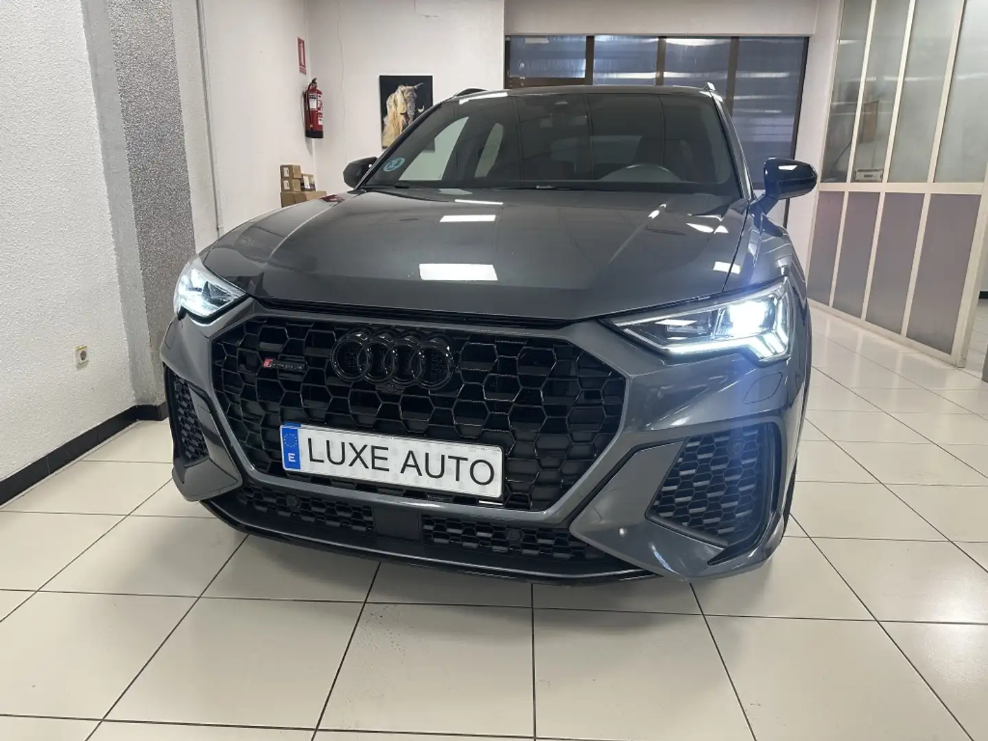 Audi RS Q3 2.5 TFSI quattro S tronic Gris - 2