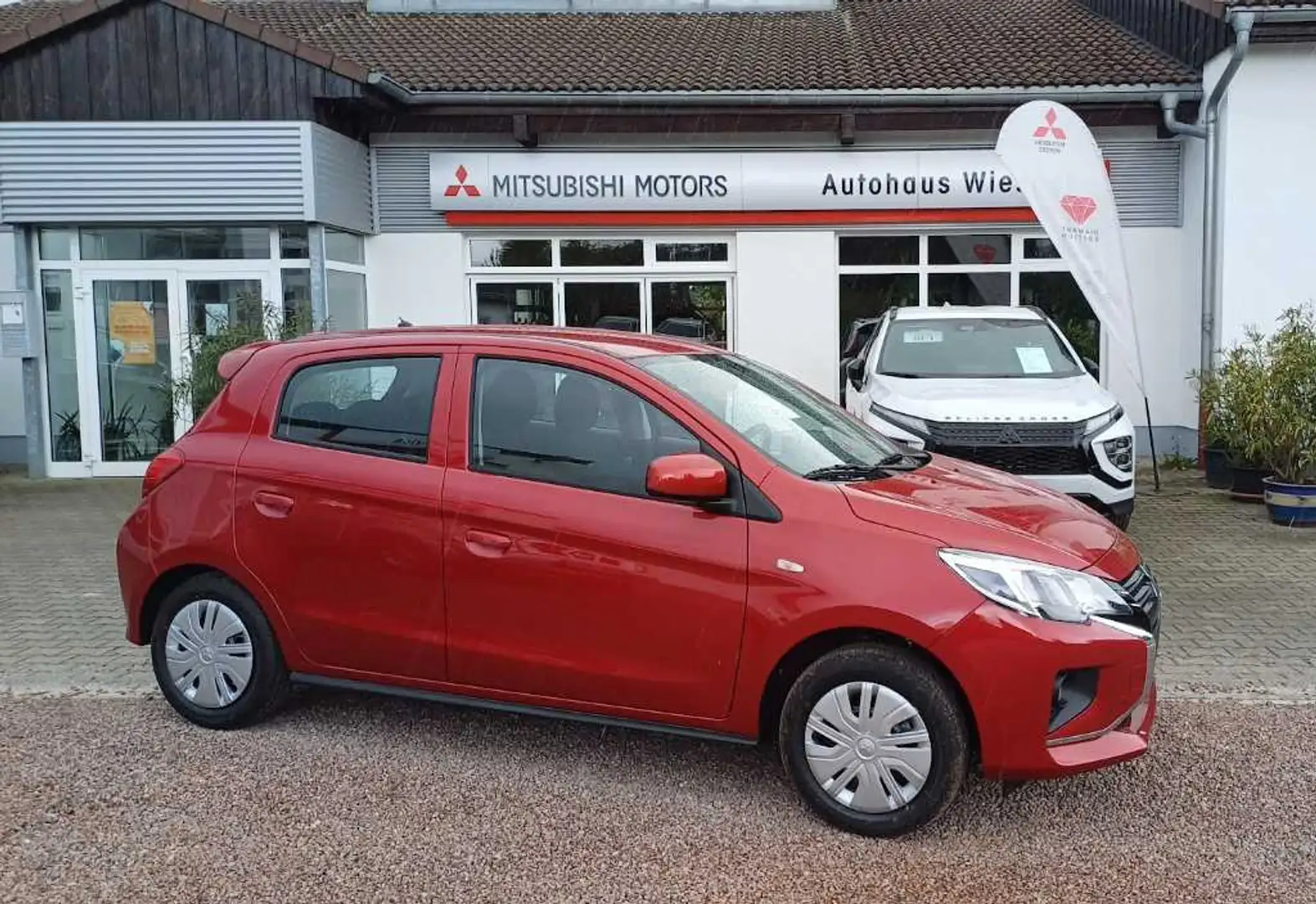 Mitsubishi Space Star Select 1.2 MIVEC Klima Radio Rood - 2