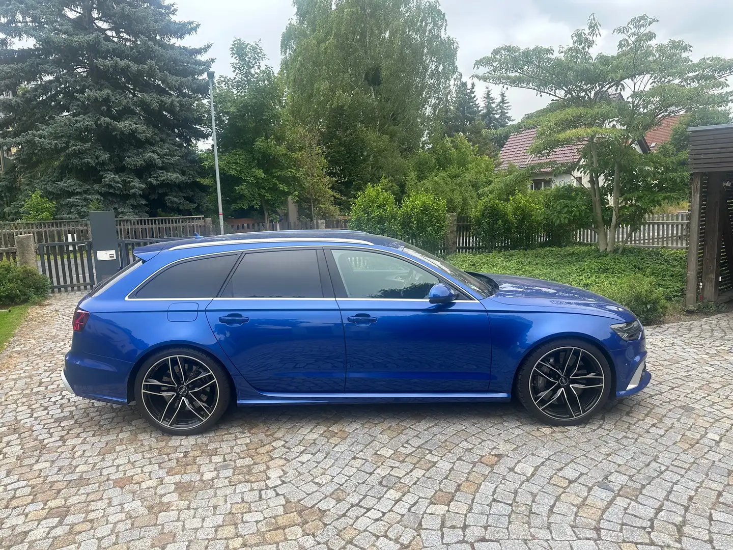 Audi RS6 RS6 Avant performance Blau - 1