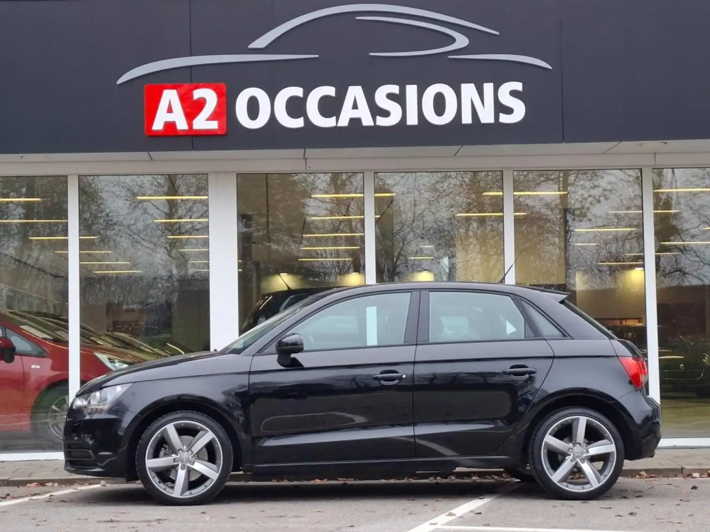 Audi A1 Sportback 1.4 TFSI 122pk 17 inch/Bluetooth/PDC/Sto Zwart - 2