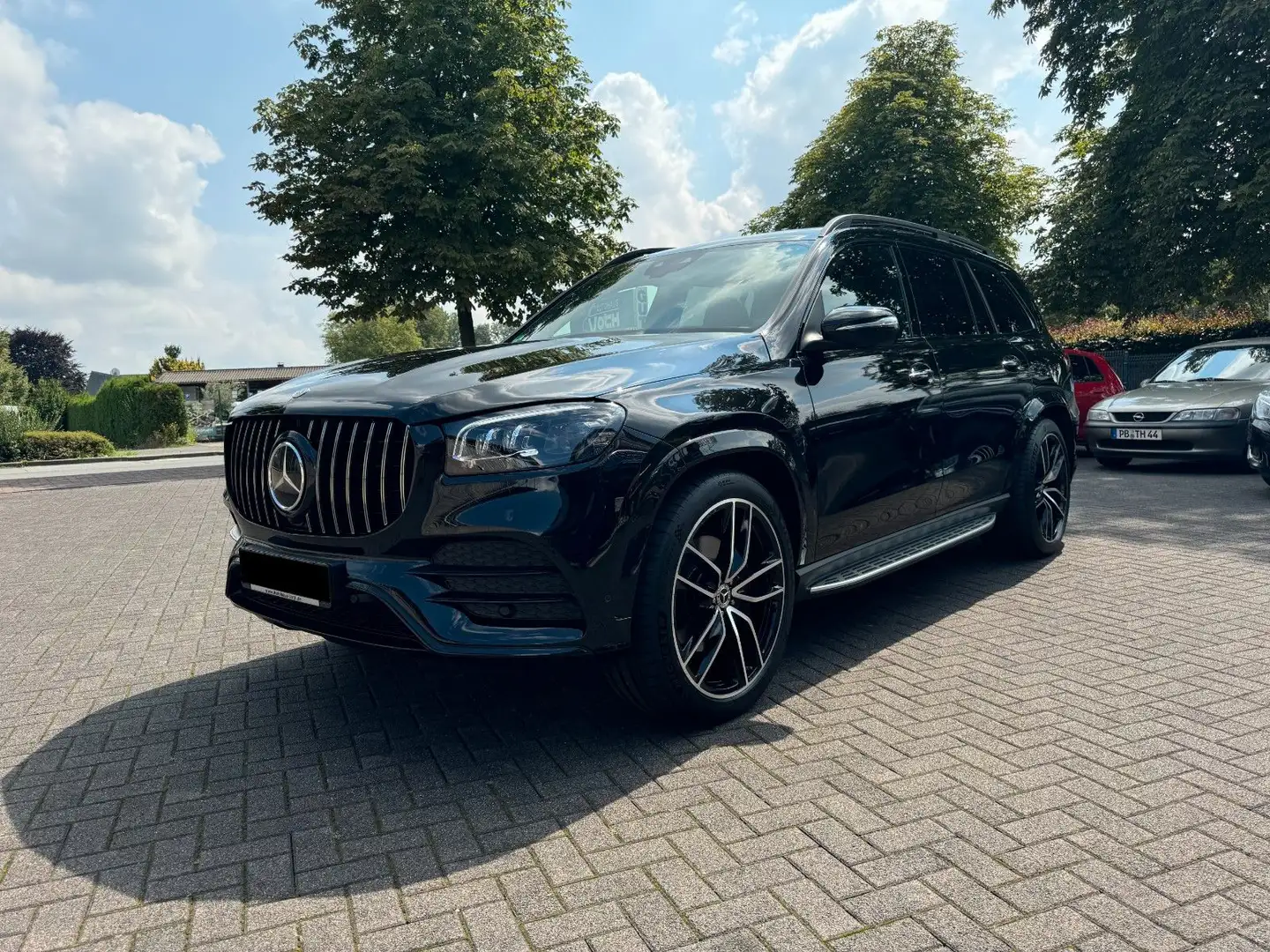 Mercedes-Benz GLS 580 GLS -Klasse / 4Matic/ AMG/ 23 Zoll/ Černá - 2