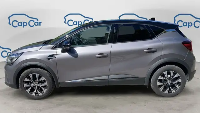 Renault Captur view 2