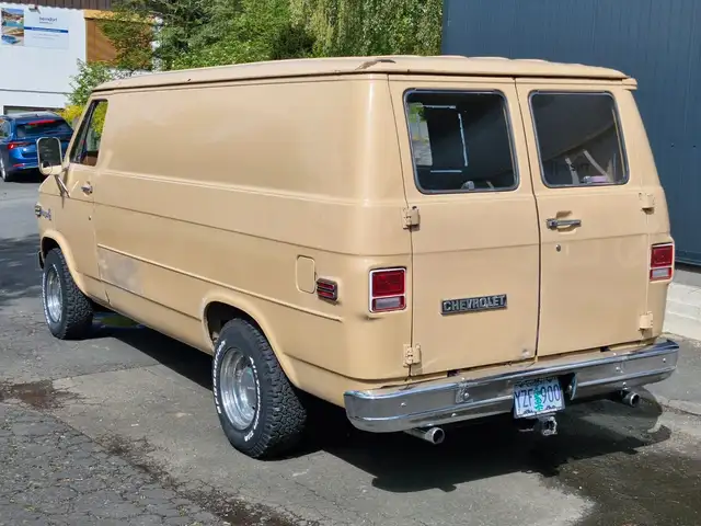 Chevrolet G 20 Cargo Camping Fishing Chevy Van Oldtimer