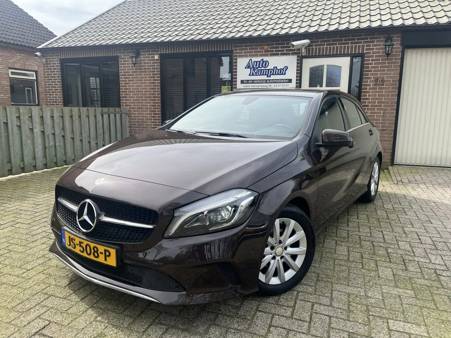 Mercedes-Benz A 180 d Lease Edition Automaat Xenon LED Brown - 1