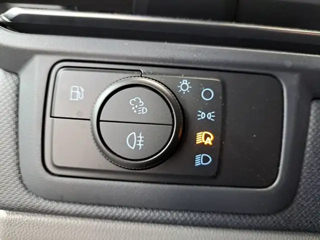 Ford Tourneo Custom view 12