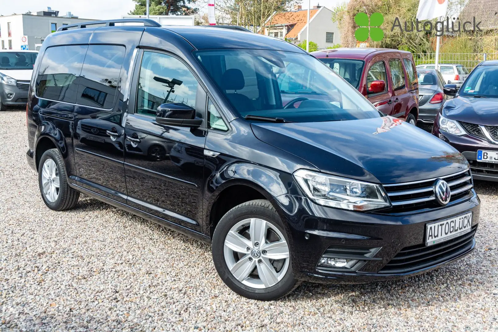 Volkswagen Caddy PKW Maxi Comfortline BMT Zwart - 1