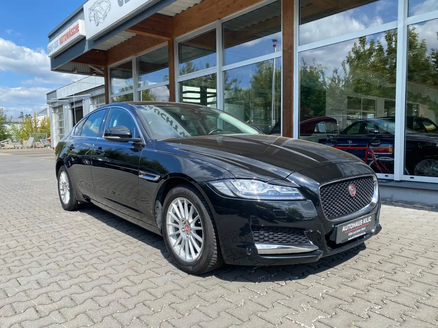 Jaguar XF Prestige Navi R-Cam LED Leder Zwart - 1