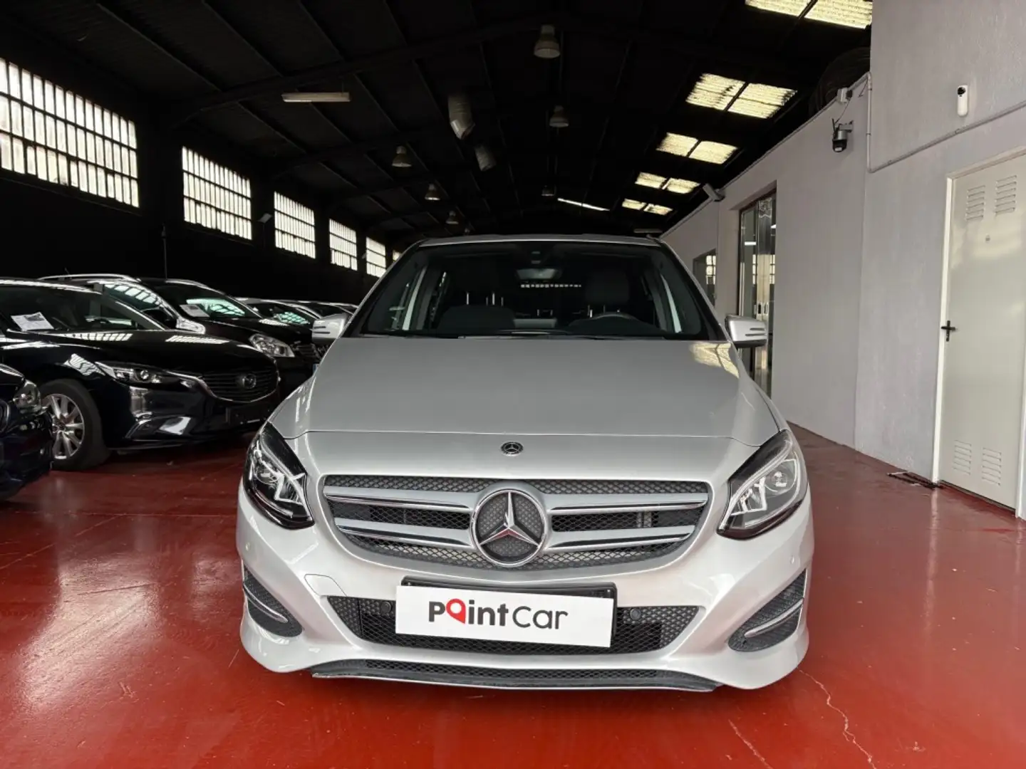 Mercedes-Benz B 180 180d Plateado - 2
