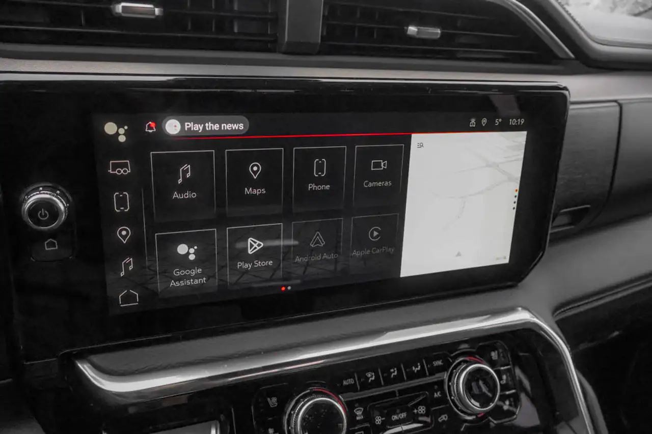 GMC Sierra 3500HD снимка GMC Sierra 3500HD