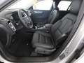 Volvo XC40 B4 Benzin 2WD Plus Dark DKG/Panorama/Leder Silber - thumbnail 4