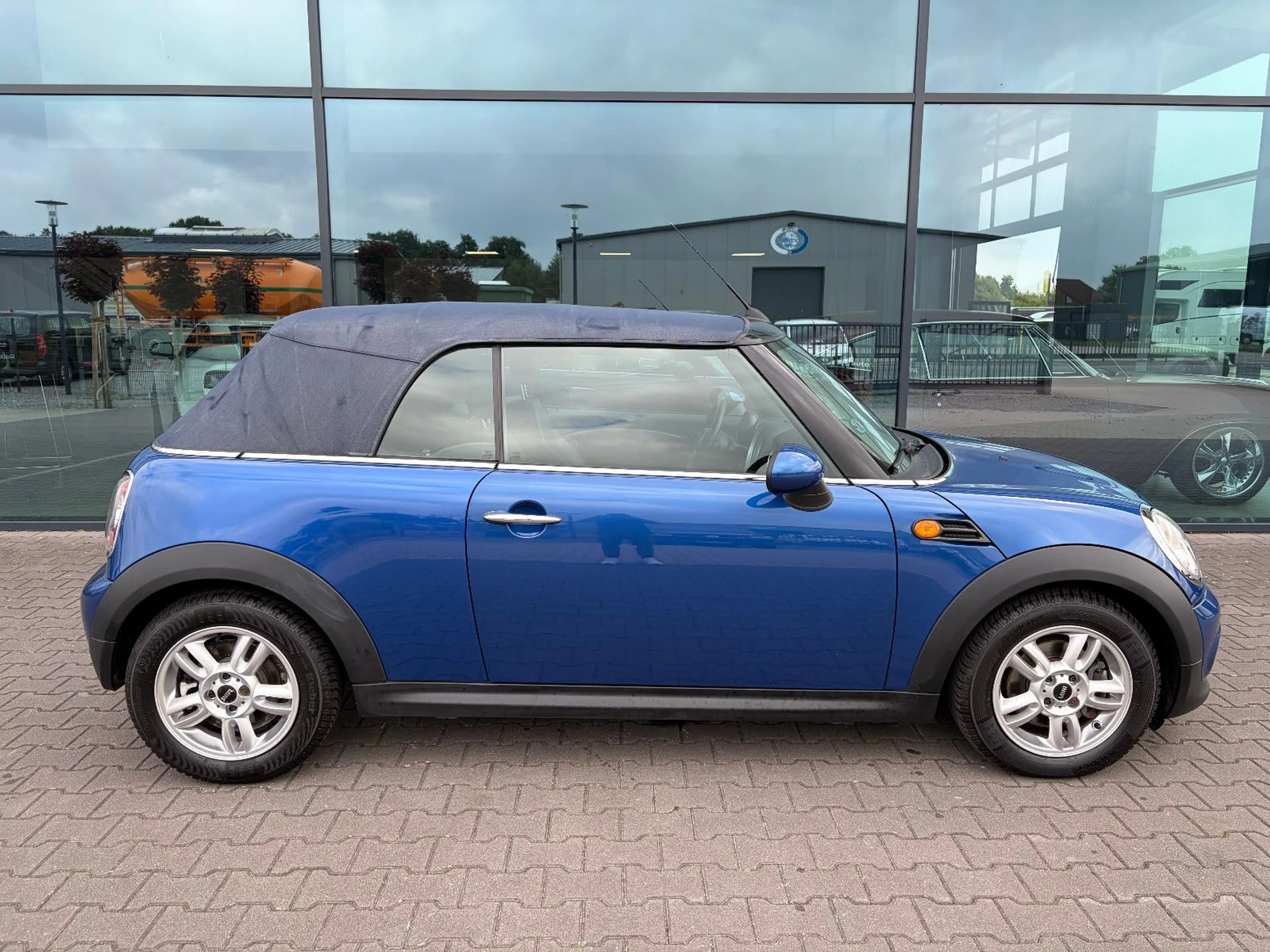 MINI Cooper Cabrio *SITZHEIZUNG*SPORTSITZE*KLIMA* — photo 6