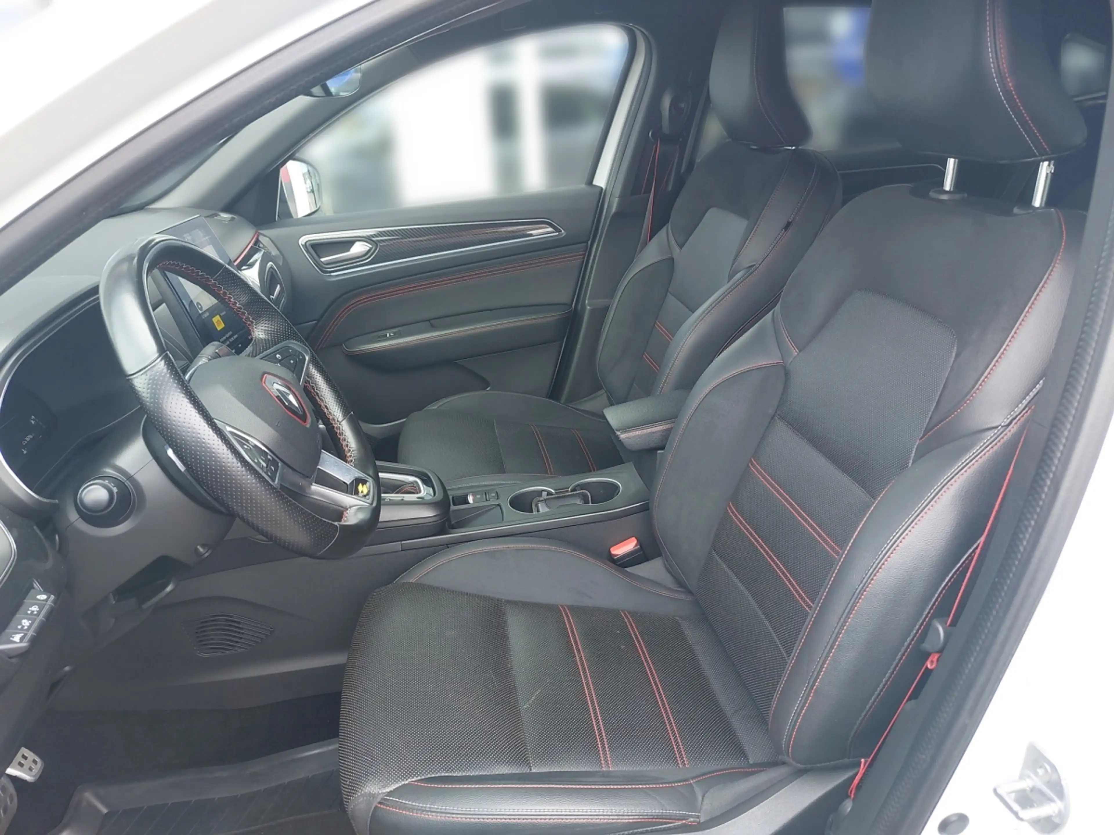 Renault Arkana R.S. Line TCe 160 EDC — photo 5