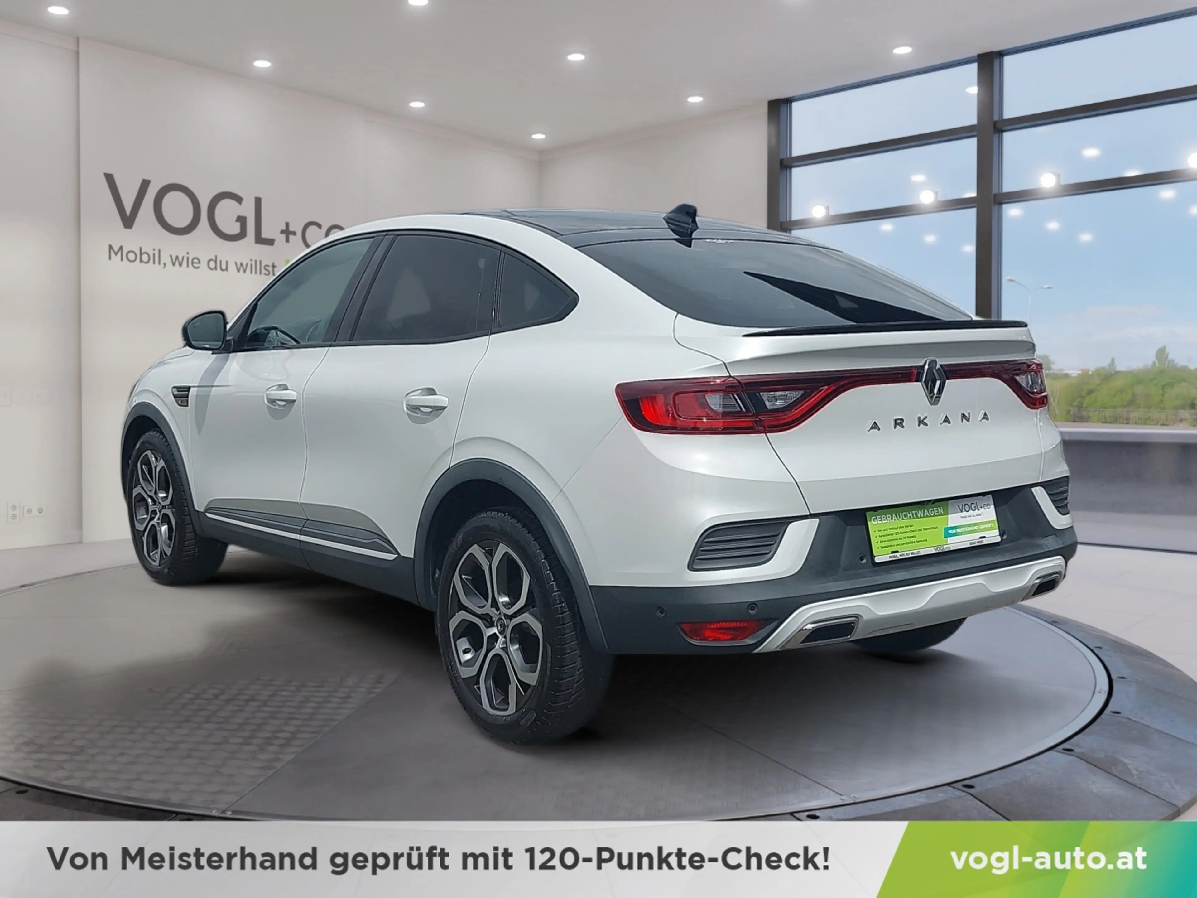 Renault Arkana R.S. Line TCe 160 EDC — photo 3