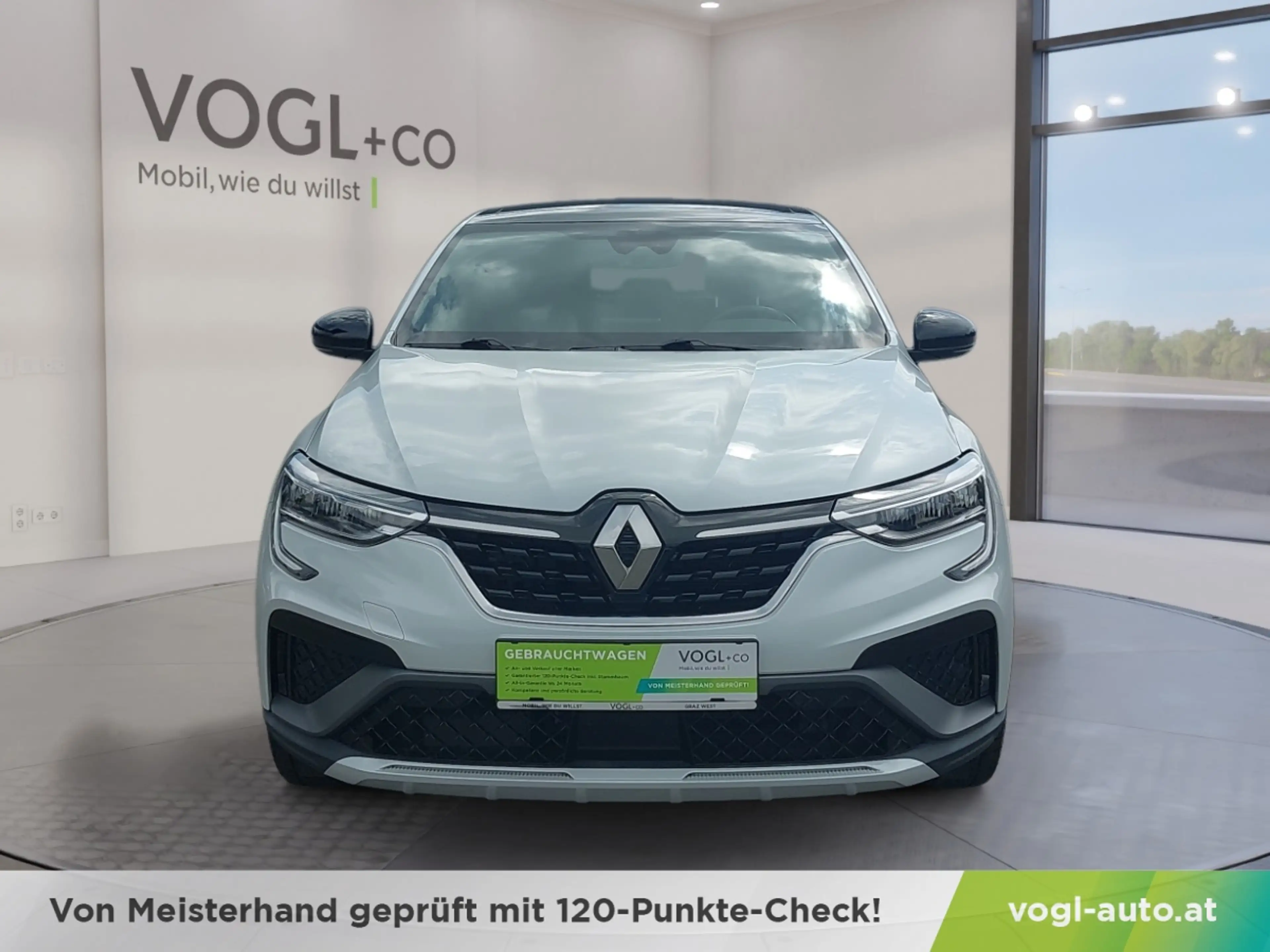 Renault Arkana R.S. Line TCe 160 EDC — photo 6