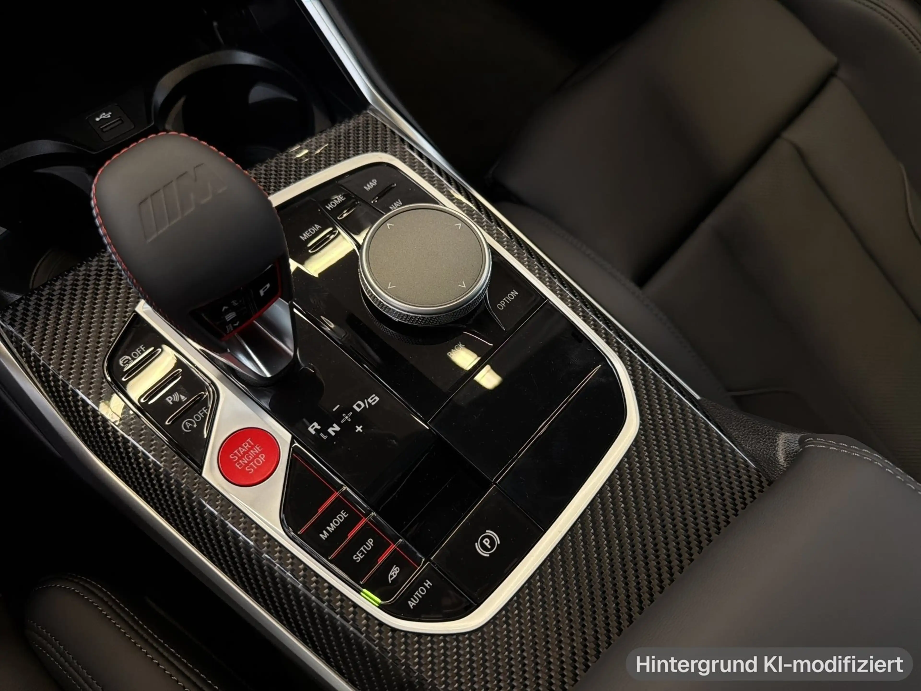 BMW M4 Competition Coupé mit M xDrive Ultimate Pack. — photo 12