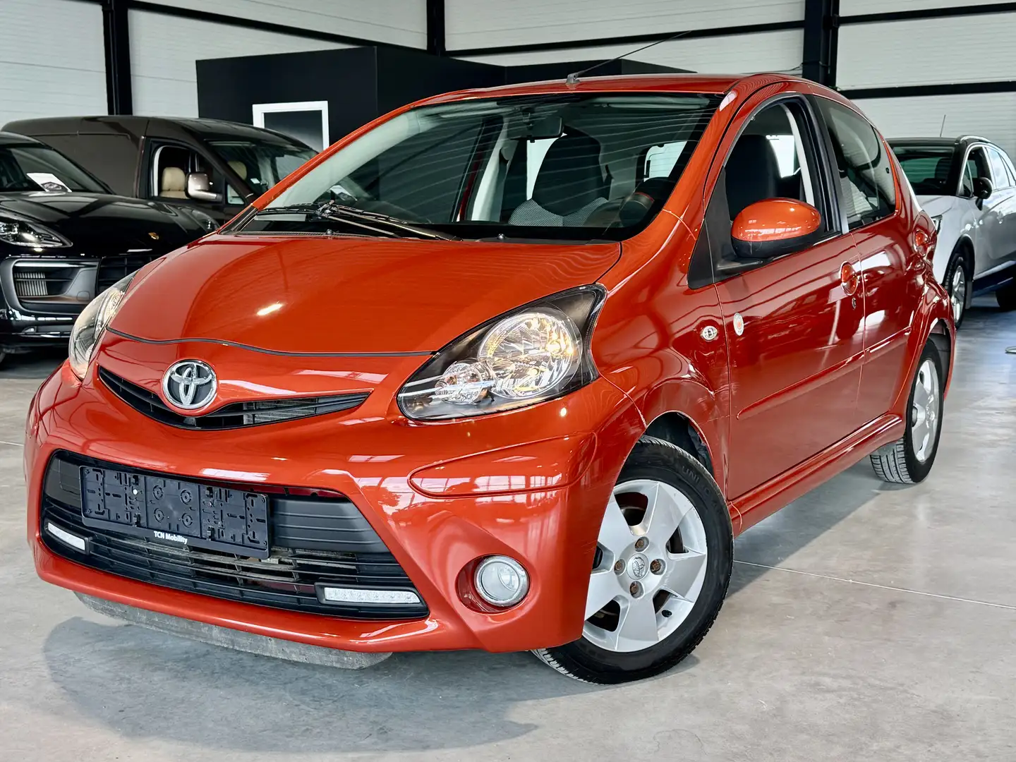 Toyota Aygo ✅ 1.0i Color - boite auto - 18.000km - 1er propr Orange - 1