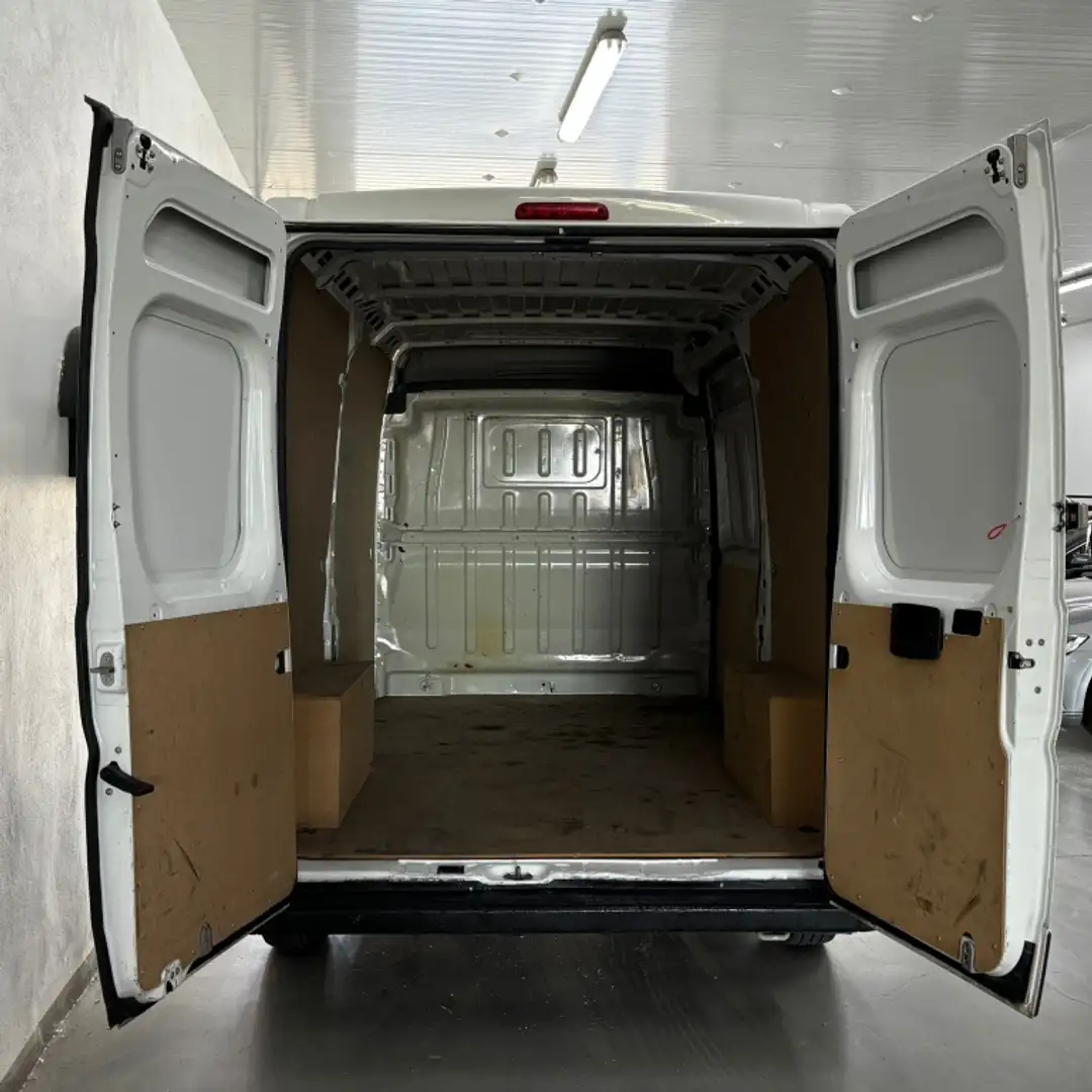 Citroen Jumper Fg. 2.2BlueHDi 33 L2H2 S&S 120 Blanco - 2