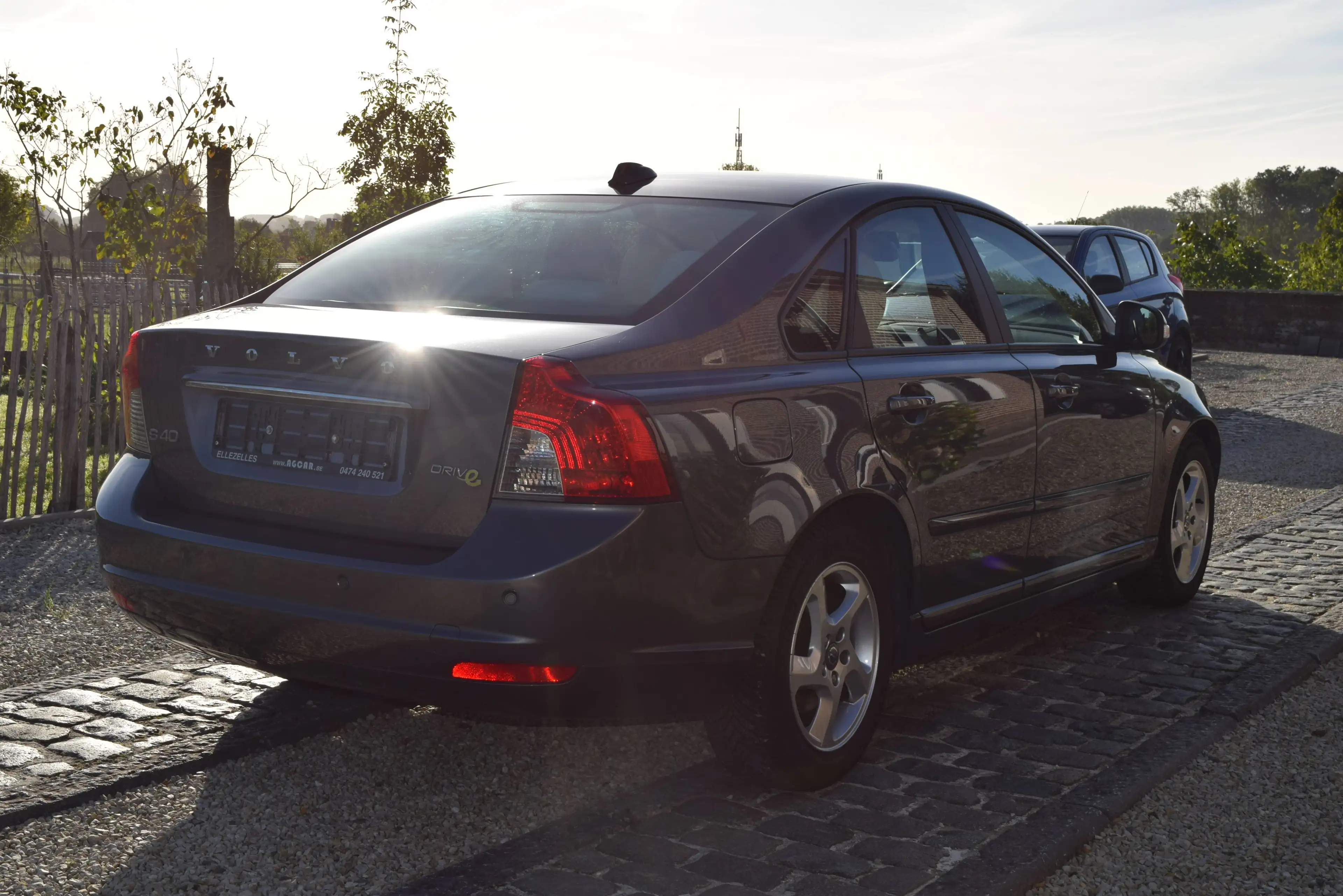 Volvo S40 1.6 D2 - GARANTIE 12 MOIS - 162,12€/mois* - 1° MAIN - INT CUIR — photo 5