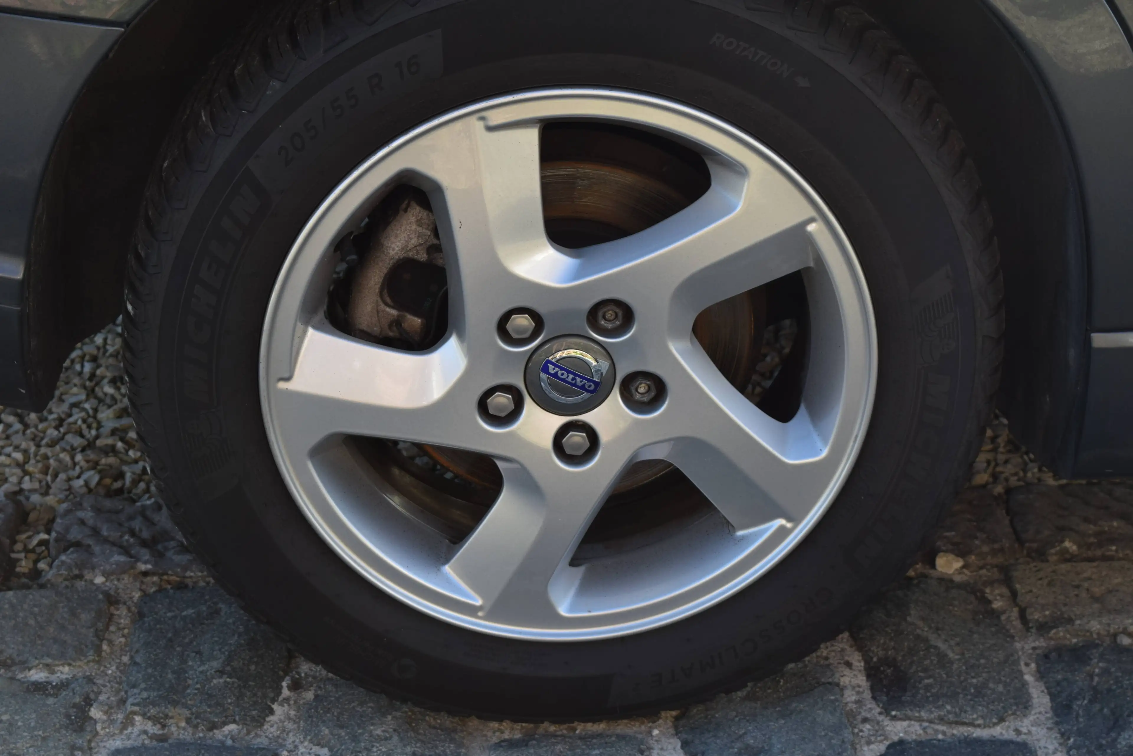 Volvo S40 1.6 D2 - GARANTIE 12 MOIS - 162,12€/mois* - 1° MAIN - INT CUIR — photo 6