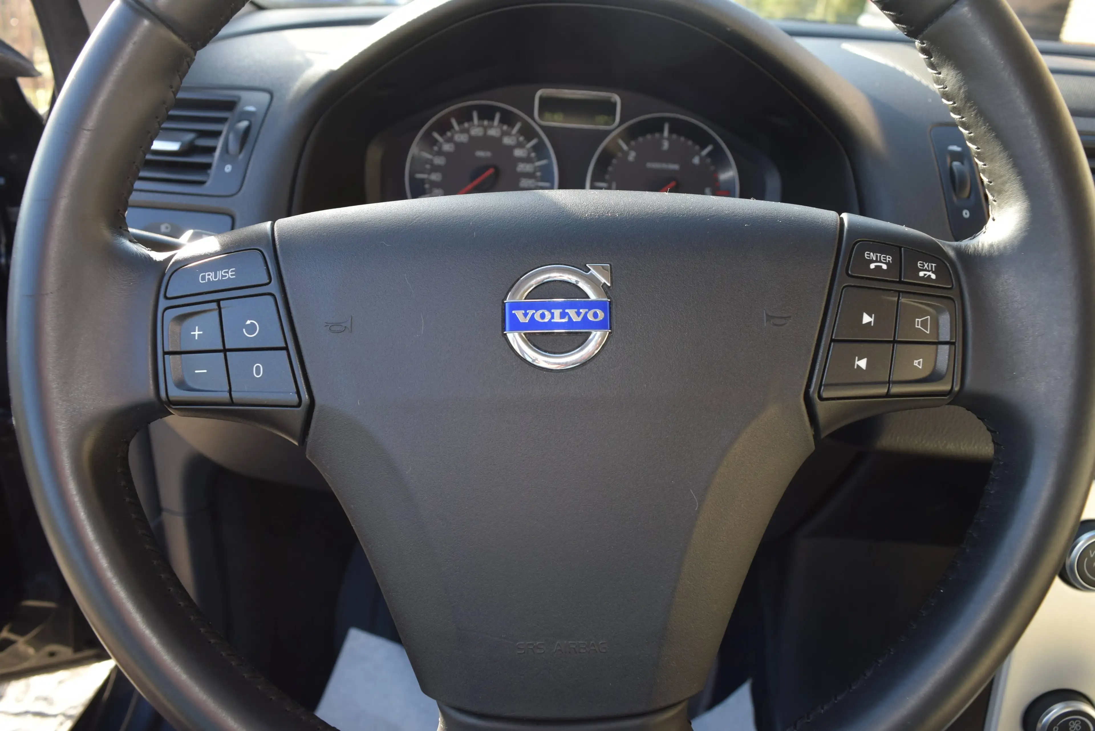 Volvo S40 1.6 D2 - GARANTIE 12 MOIS - 162,12€/mois* - 1° MAIN - INT CUIR — photo 11