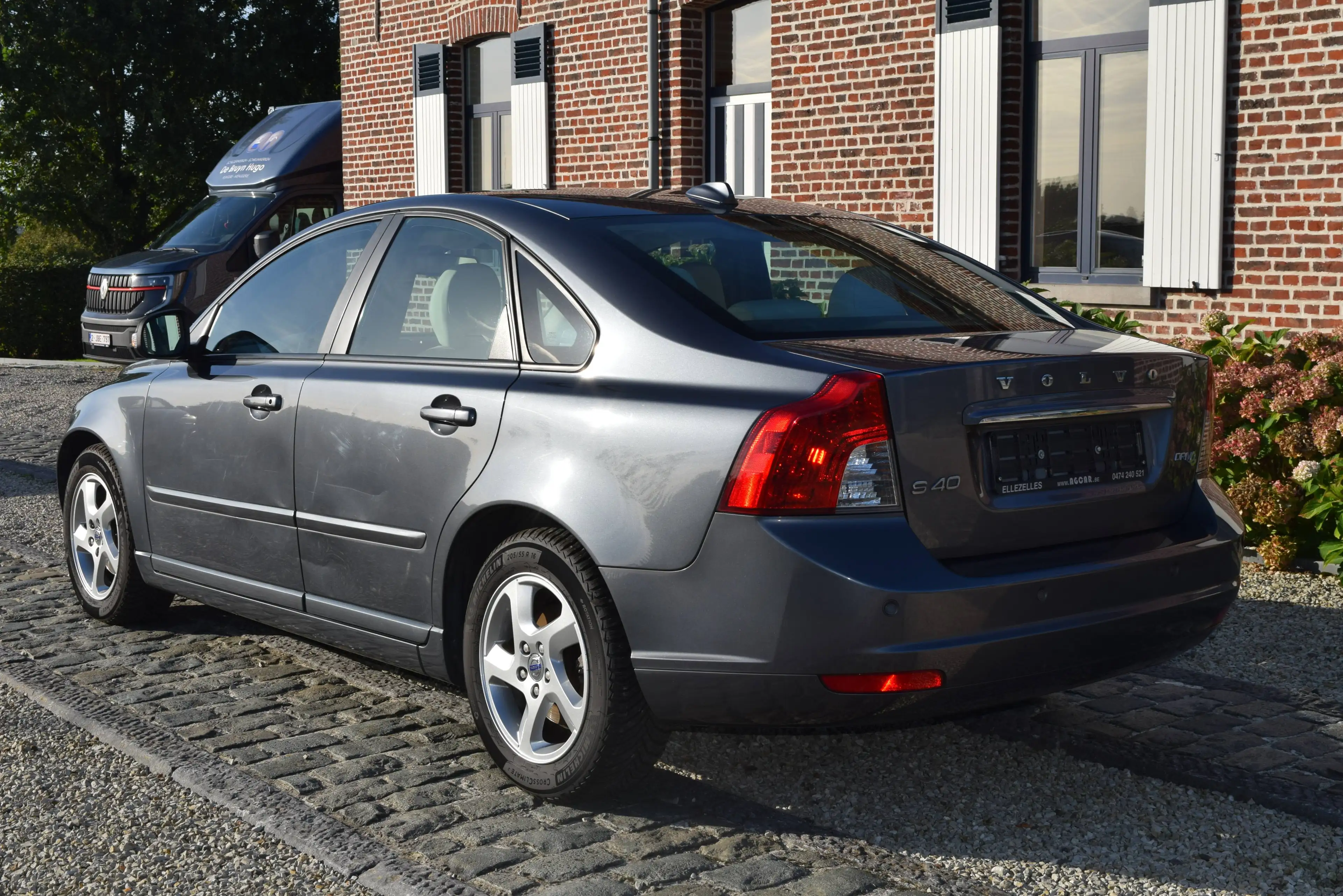 Volvo S40 1.6 D2 - GARANTIE 12 MOIS - 162,12€/mois* - 1° MAIN - INT CUIR — photo 4