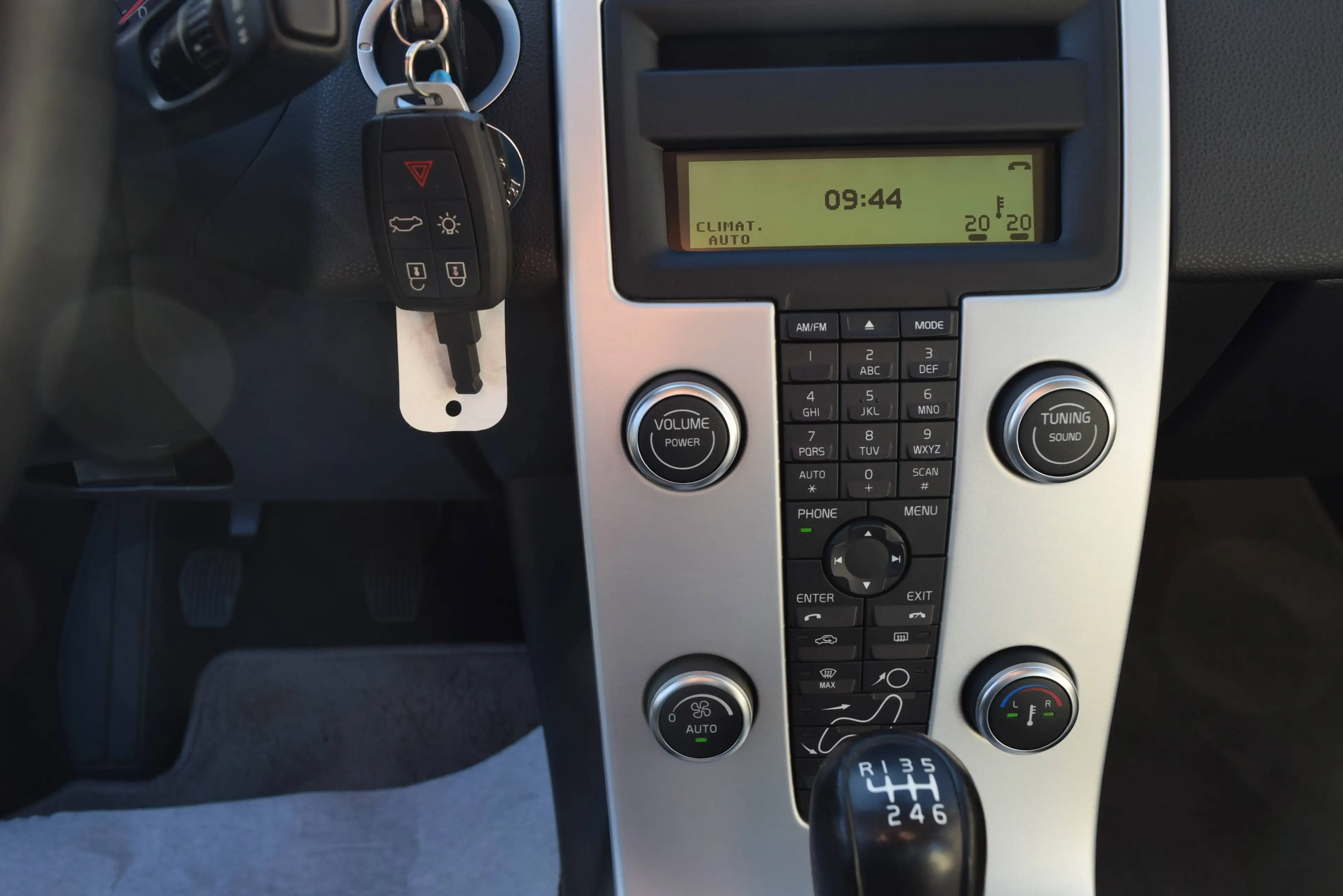 Volvo S40 1.6 D2 - GARANTIE 12 MOIS - 162,12€/mois* - 1° MAIN - INT CUIR — photo 12