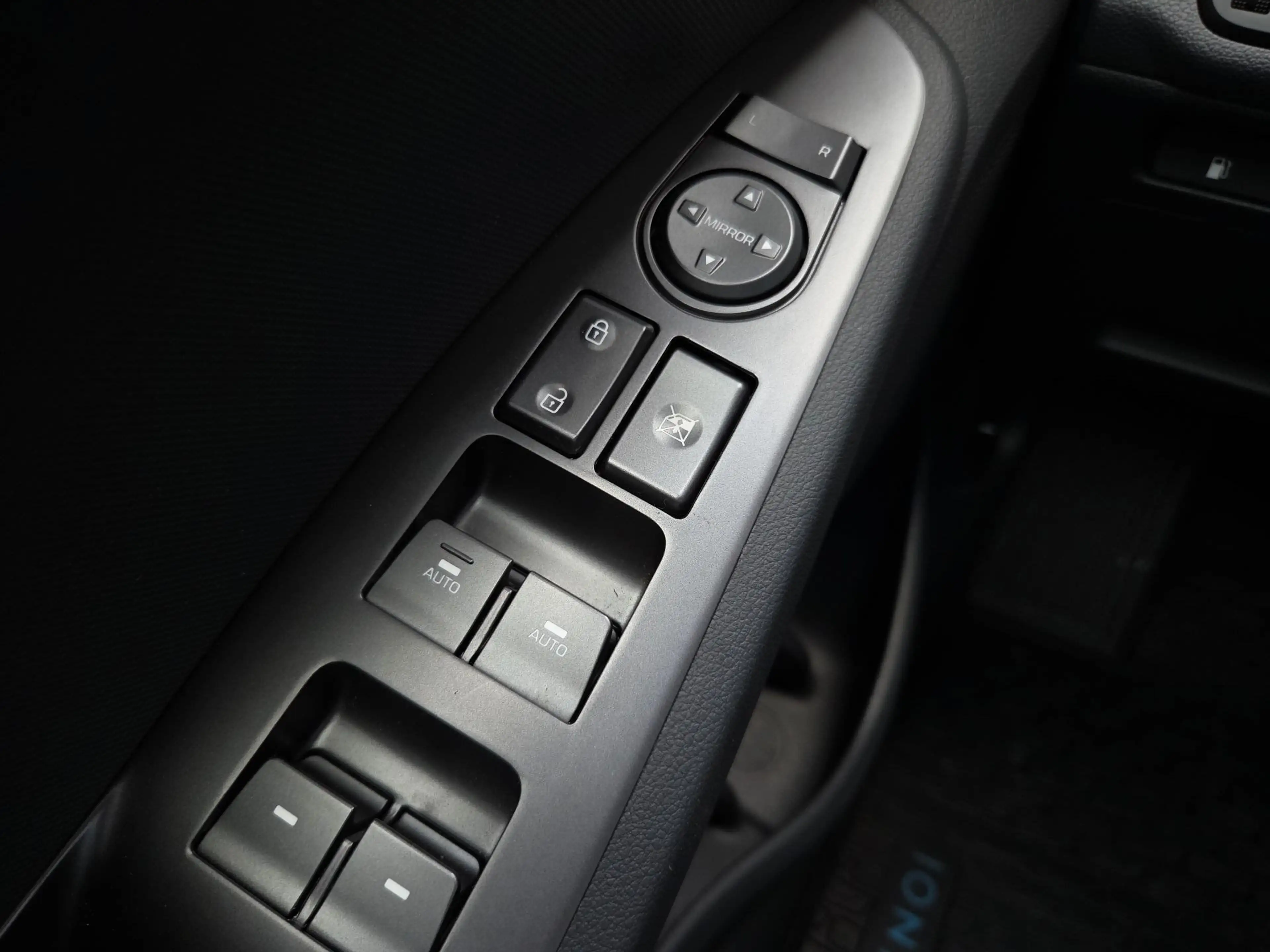 Hyundai IONIQ 1,6 GDi Hybrid Level 4 DCT Aut. — photo 14