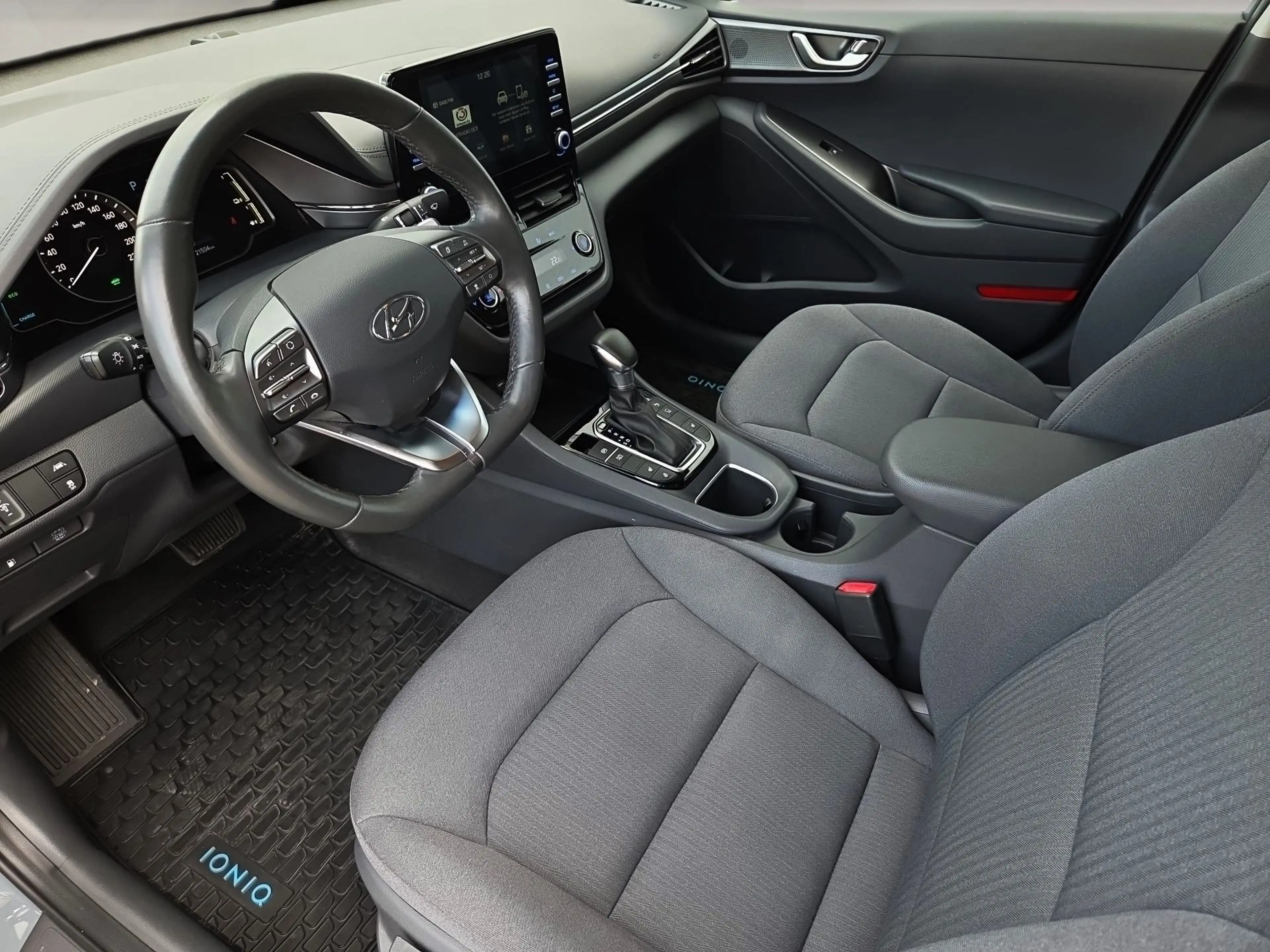 Hyundai IONIQ 1,6 GDi Hybrid Level 4 DCT Aut. — photo 15