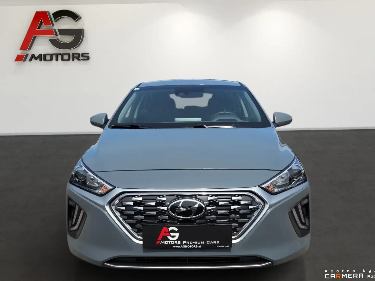 Hyundai IONIQ 1,6 GDi Hybrid Level 4 DCT Aut. Grau - 2