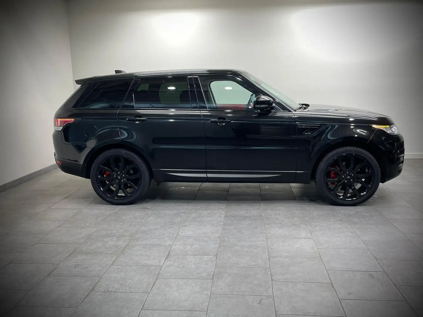 Land Rover Range Rover Sport 3.0 V6 S/C HSE Black line, 22 inch, SVR pack, Pano Noir - 2