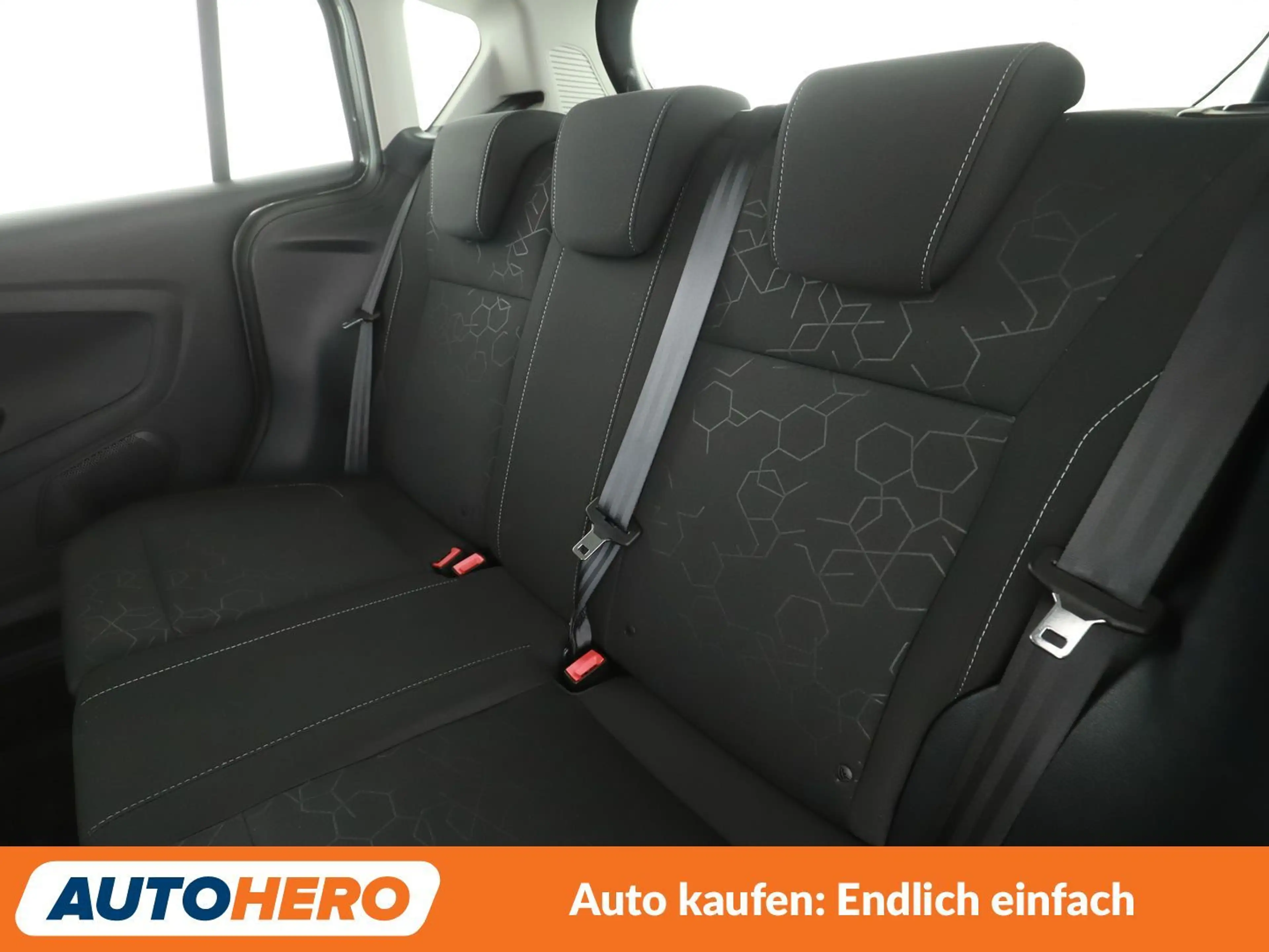 Ford B-Max 1.0 EcoBoost Titanium*SHZ*ALU*KLIMA* — photo 14