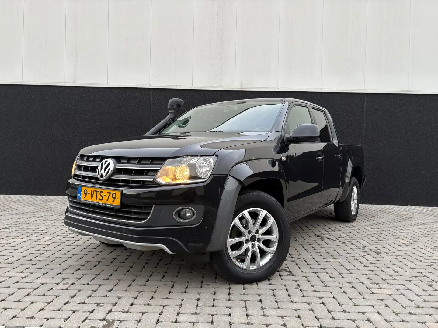 Volkswagen Amarok 2.0 TDI 4Motion - 5 persoons - lang - leder Zwart - 2