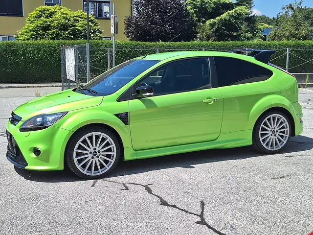 Ford Focus view 13