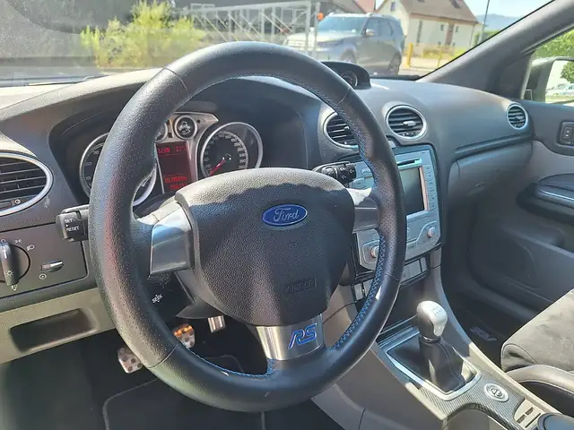 Ford Focus view 28