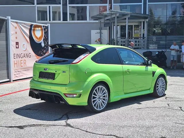 Ford Focus view 24