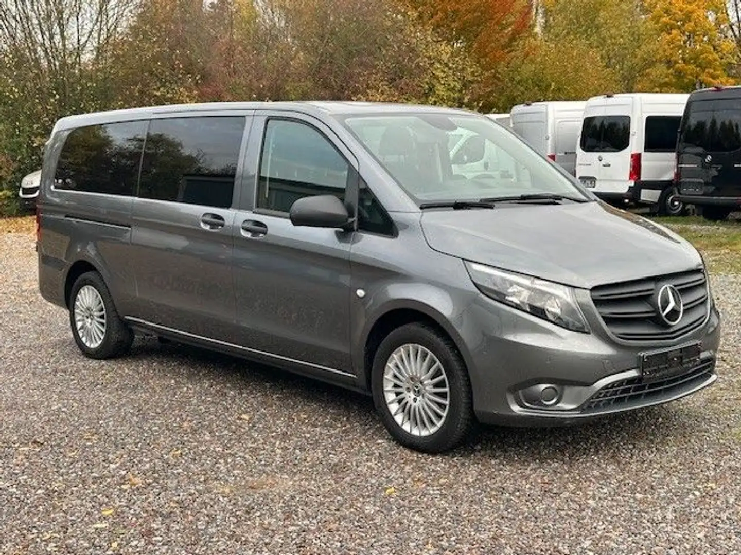 Mercedes-Benz Vito 114 CDI Extralang,Tourer Pro,2xKlima,9Sitze Grau - 1