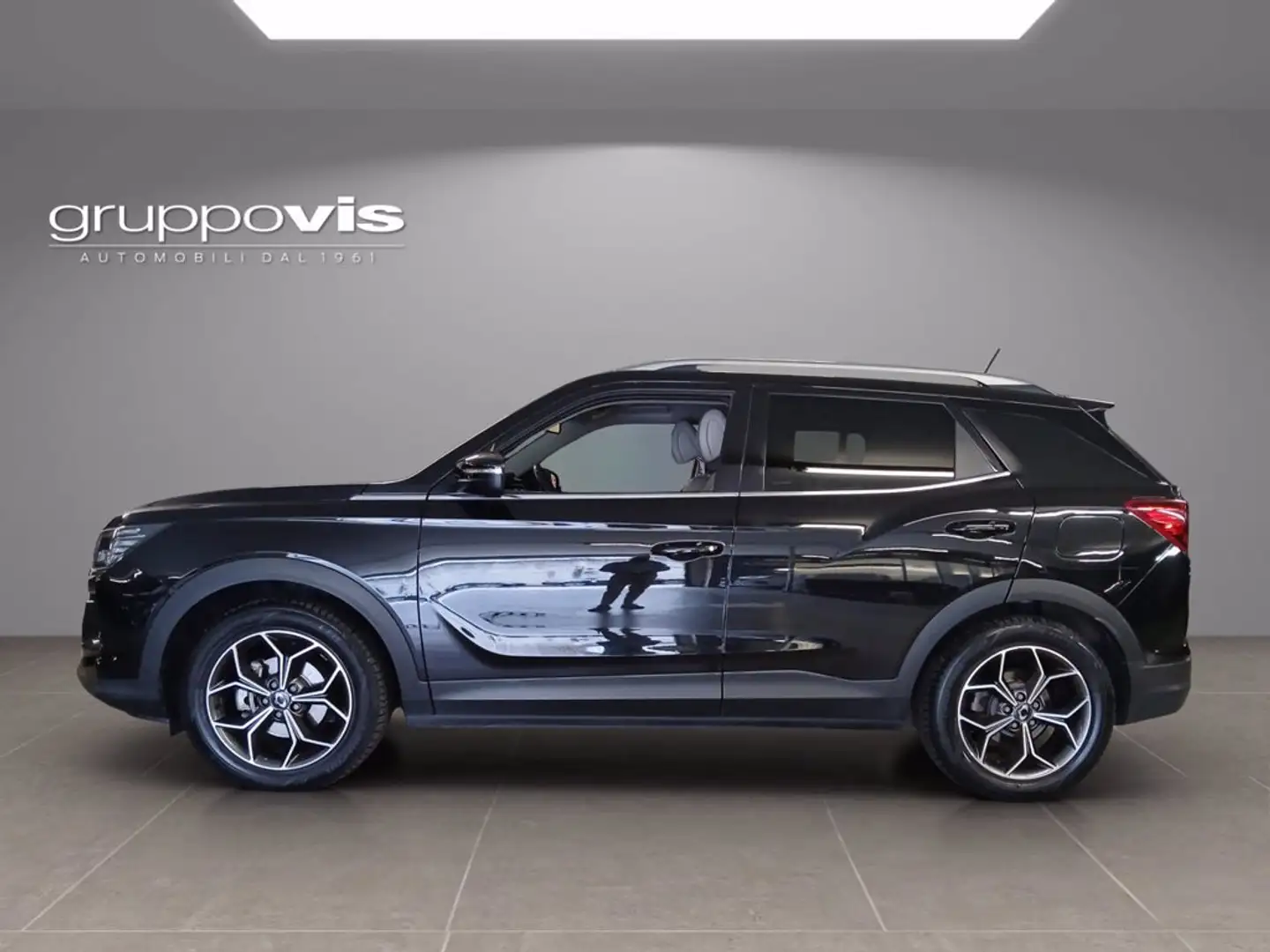 SsangYong Korando 2wd Negro - 2