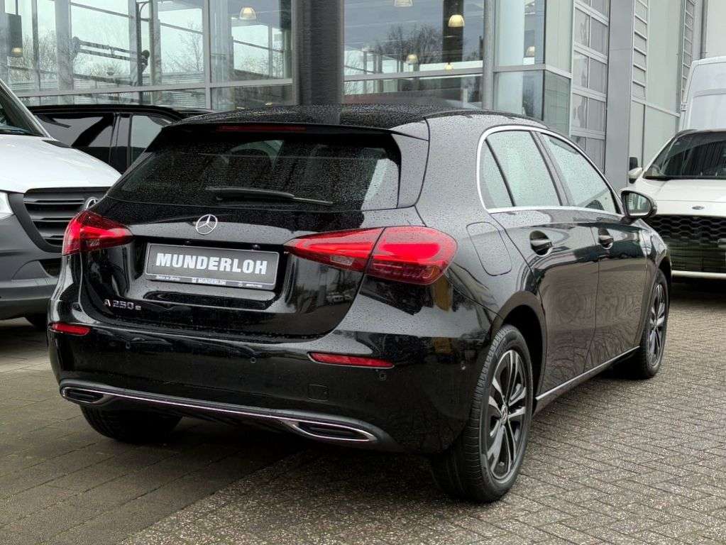 Mercedes-Benz A 250