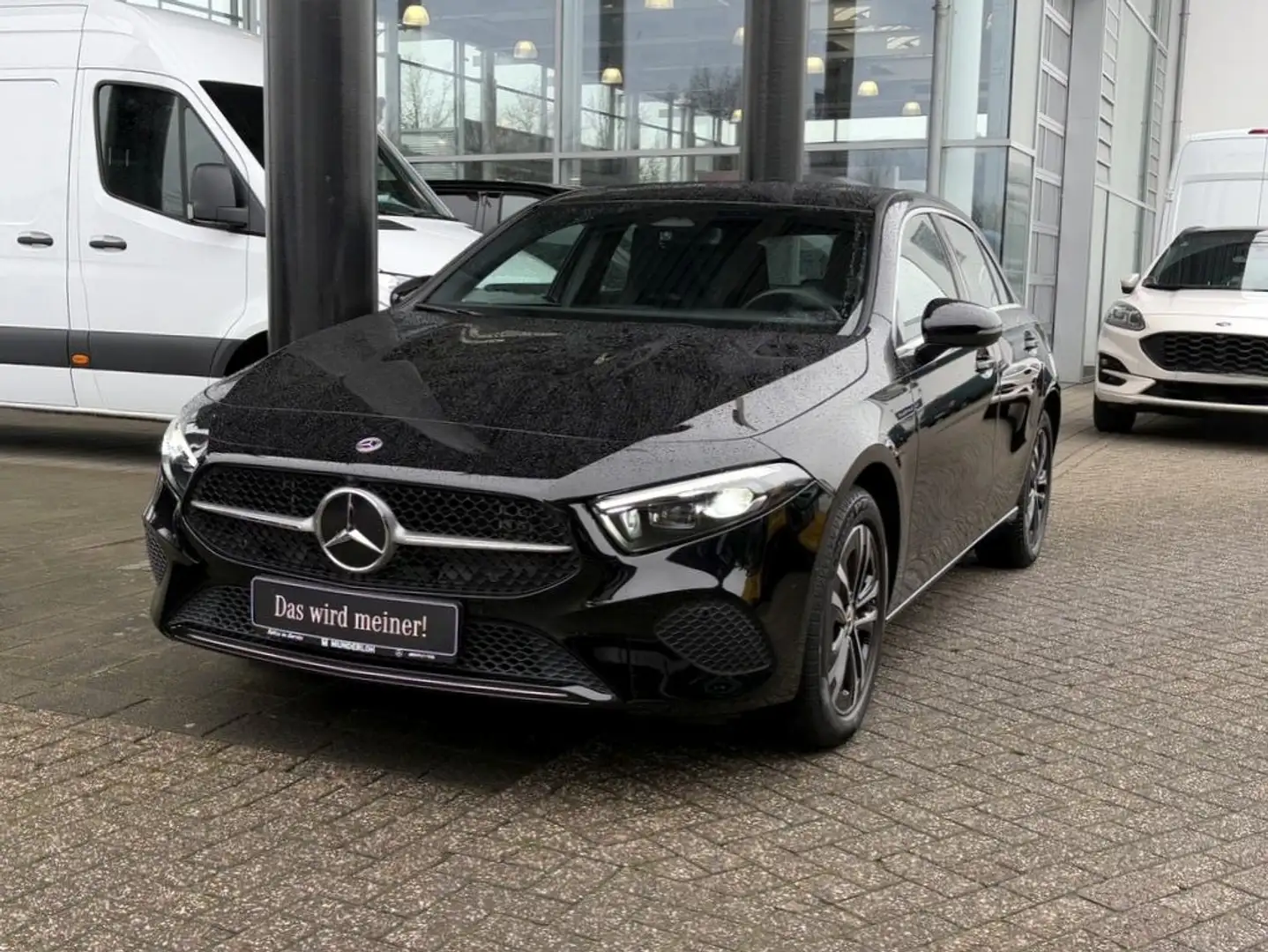 Mercedes-Benz A 250 e Kompaktlimousine m. EQ Hybrid Technologie Progre Schwarz - 2