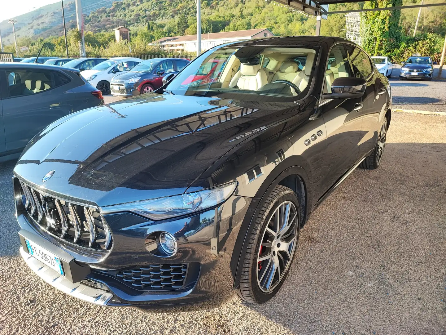 Maserati Levante Levante 3.0 V6 275cv auto Noir - 1