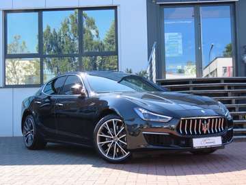 GT Mild-Hybrid 1. Hand Softclose 360°