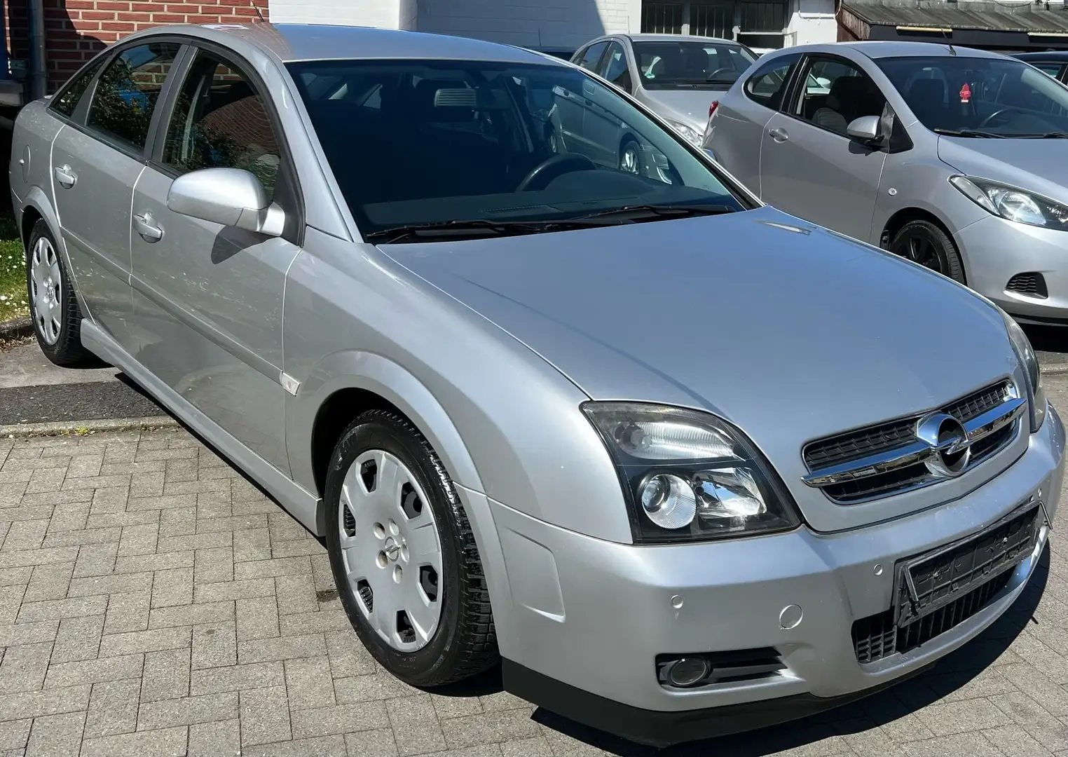 Opel Vectra 2.2 GTS 2.HAND TÜV 04/2027 Silber - 2