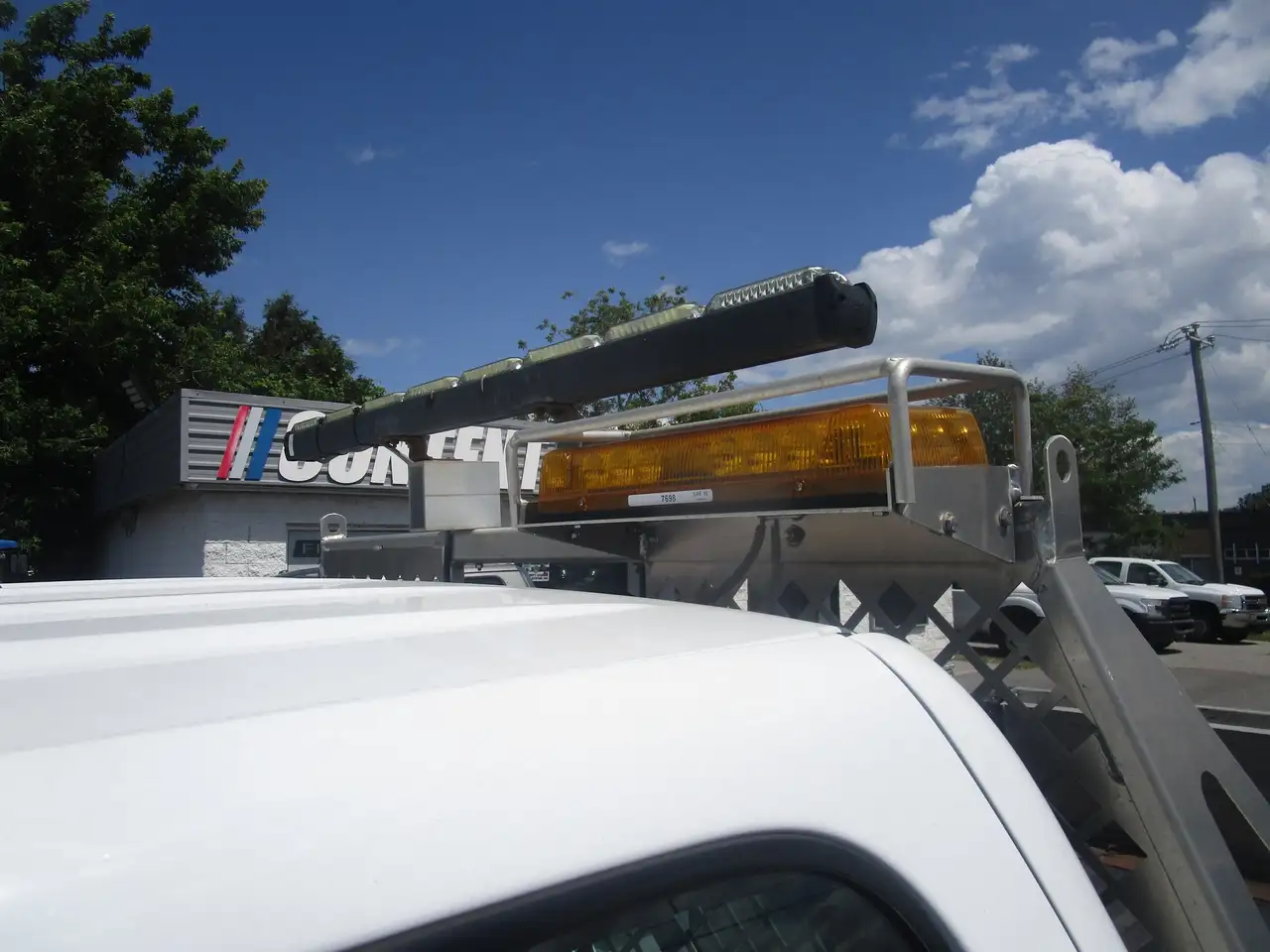 Chevrolet Silverado 2500 photo Chevrolet Silverado 2500