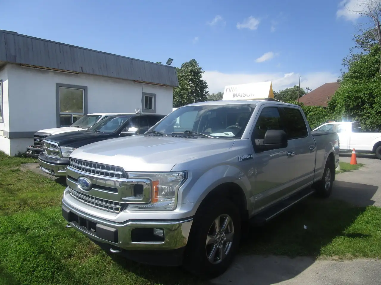 Chevrolet Silverado 2500 photo Chevrolet Silverado 2500