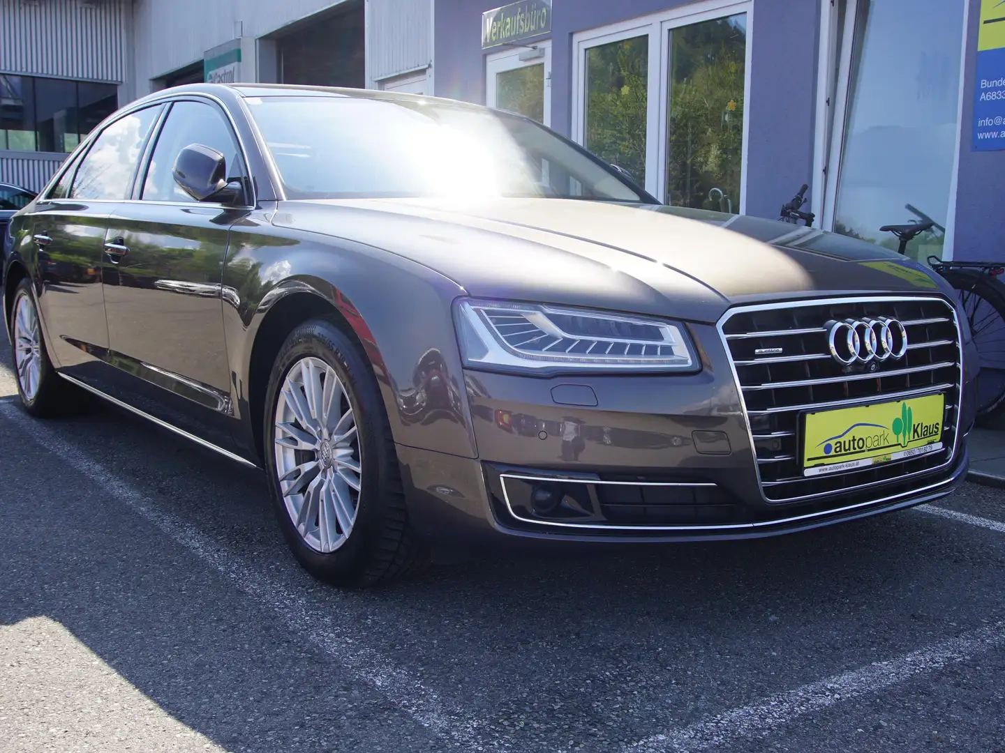 Audi A8 4.2 TDI clean diesel L quattro Braun - 1