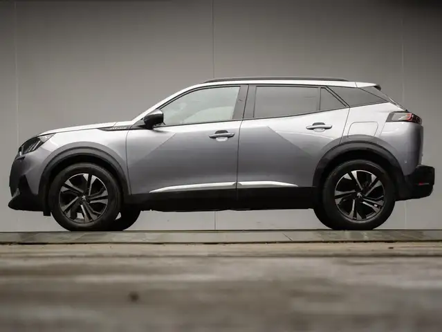 Peugeot 2008 1.2 PureTech GT-Line Sport (APPLECARPLAY,CAMERA,NA