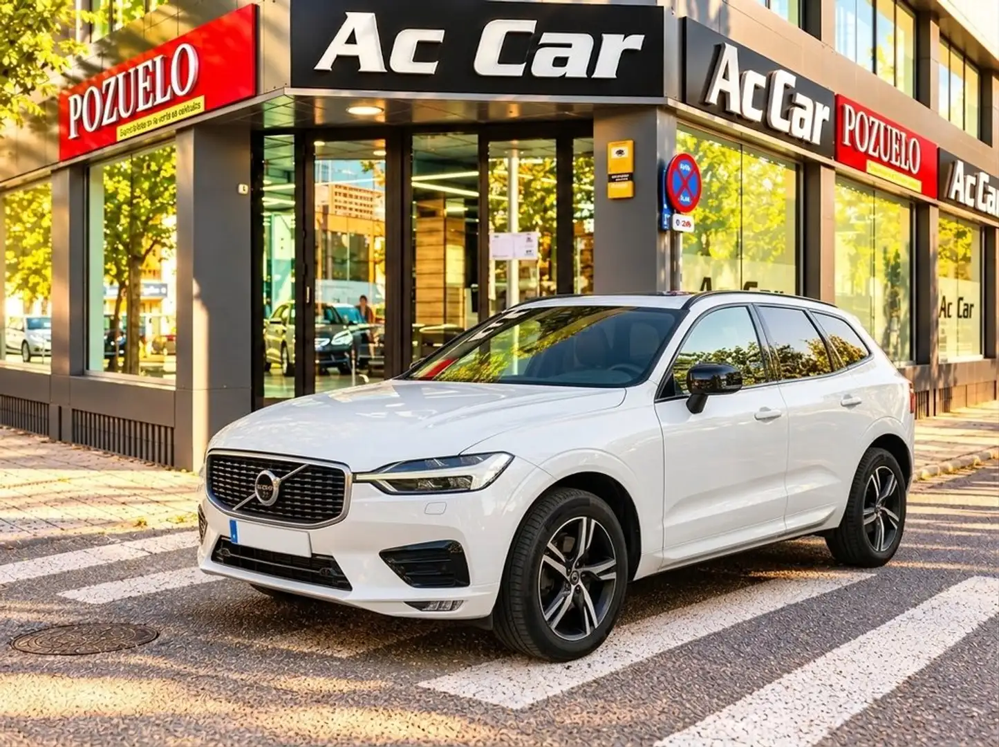 Volvo XC60 2.0 B4 D R-Design Auto Blanco - 1