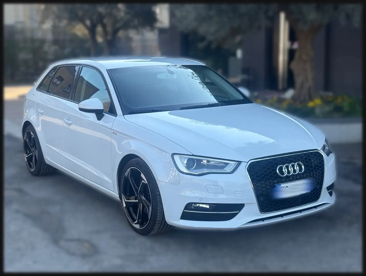 Audi A3 Sportback 2.0 tdi Ambition - 2